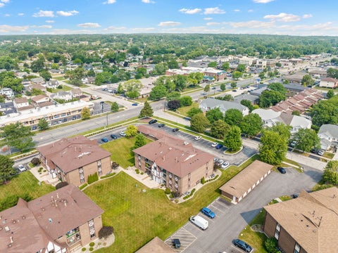 Tiny photo for 10511 S Roberts Road #2A, Palos Hills, IL 60465 (MLS # 12702059)