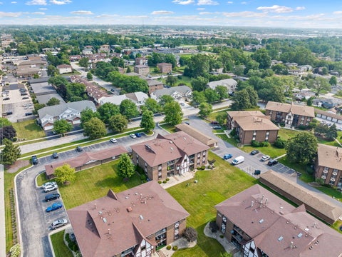 Tiny photo for 10511 S Roberts Road #2A, Palos Hills, IL 60465 (MLS # 12702059)