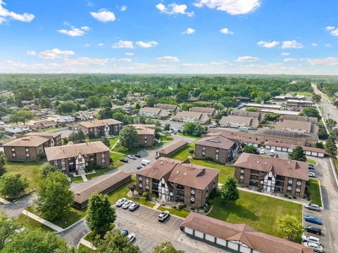 Tiny photo for 10511 S Roberts Road #2A, Palos Hills, IL 60465 (MLS # 12702059)