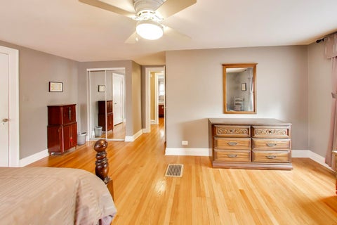 Tiny photo for 4051 Clausen Avenue, Western Springs, IL 60558 (MLS # 12659314)