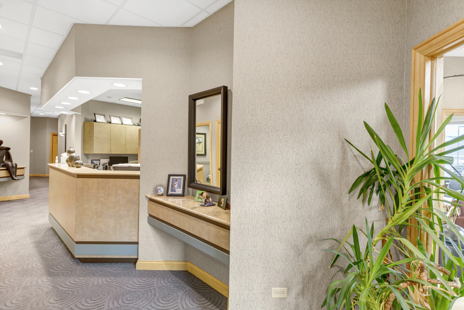 1500 CARLEMONT Drive F