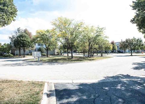 Tiny photo for 2245 Hillsboro Court, Aurora, IL 60503 (MLS # 12487961)