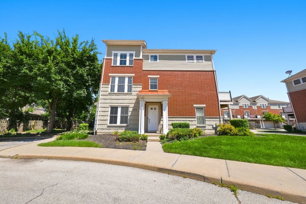 2112 S CRAMBOURNE WAY APT 6-6, ARLINGTON HEIGHTS, IL 60005 - Image 3eb55a918450ea5c5eef08a4c8ef4f41/3044346533