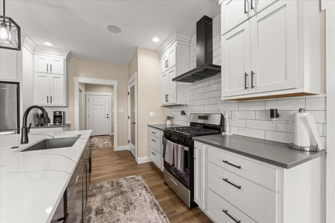 Tiny photo for 2817 E Stone Creek Boulevard, Urbana, IL 61802 (MLS # 12609289)