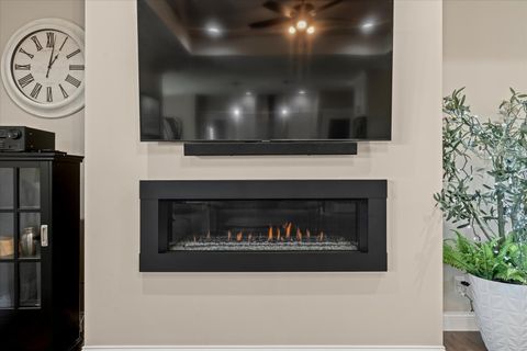 Tiny photo for 2817 E Stone Creek Boulevard, Urbana, IL 61802 (MLS # 12609289)