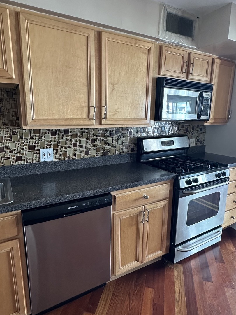 8809 W Golf Road 11F