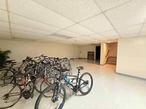 Tiny photo for 4250 Saratoga Avenue #L305, Downers Grove, IL 60515 (MLS # 12532136)