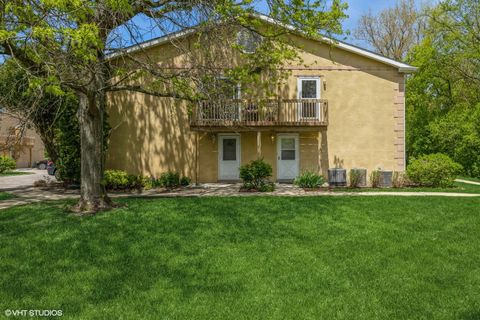 1162 Greenwood Circle Woodstock IL 60098