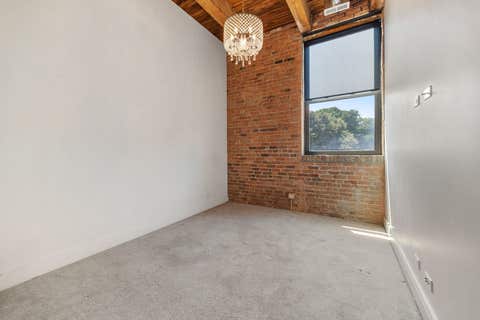 Tiny photo for 1600 S Jefferson Street #201, Chicago, IL 60616 (MLS # 12669010)