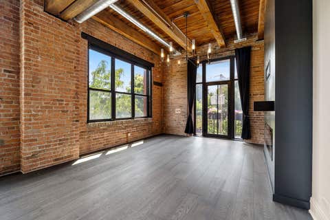 Tiny photo for 1600 S Jefferson Street #201, Chicago, IL 60616 (MLS # 12669010)