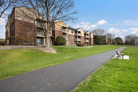 Tiny photo for 208 Glengarry Drive #301, Bloomingdale, IL 60108 (MLS # 12611030)