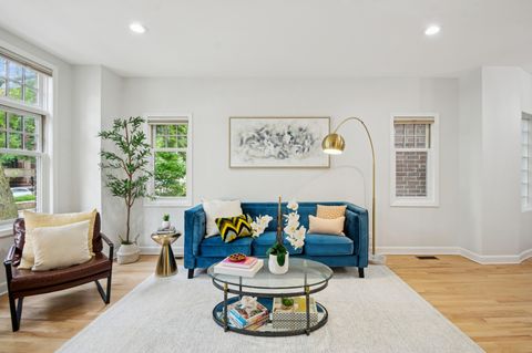 Tiny photo for 3835 N Ashland Avenue #1N, Chicago, IL 60613 (MLS # 12401497)