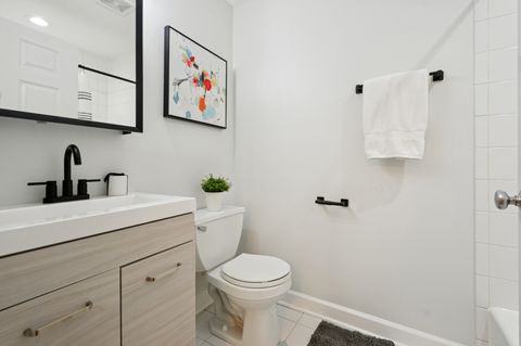 Tiny photo for 3835 N Ashland Avenue #1N, Chicago, IL 60613 (MLS # 12401497)