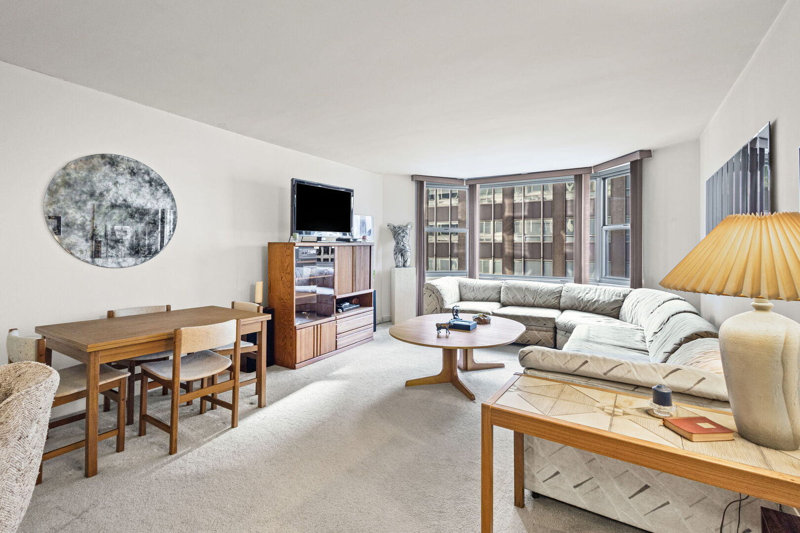 535 N Michigan Avenue 2403