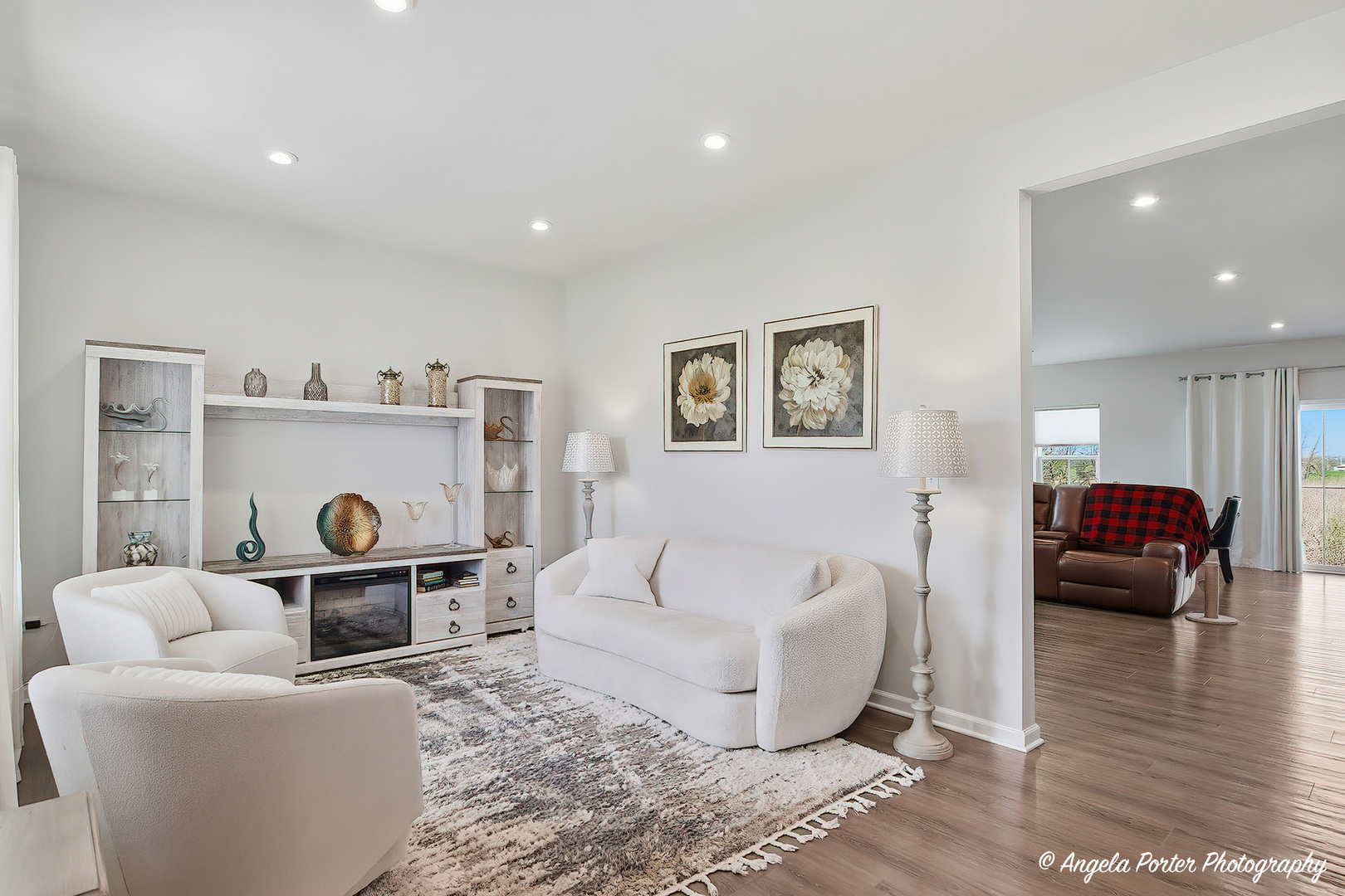 7443 Alexandra Lane