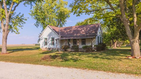 Tiny photo for 31439 Second Street, Chenoa, IL 61726 (MLS # 12493573)