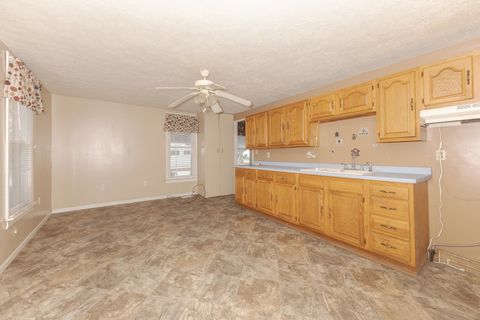 Tiny photo for 31439 Second Street, Chenoa, IL 61726 (MLS # 12493573)