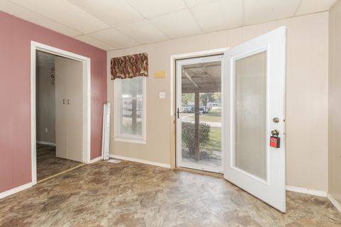 Tiny photo for 31439 Second Street, Chenoa, IL 61726 (MLS # 12493573)