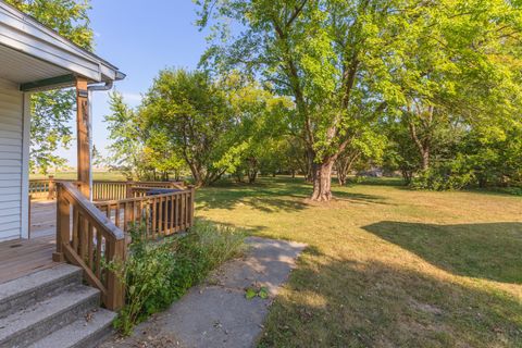Tiny photo for 31439 Second Street, Chenoa, IL 61726 (MLS # 12493573)