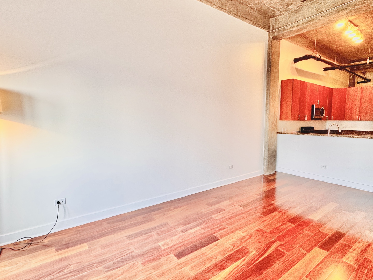 320 E 21st Street 805