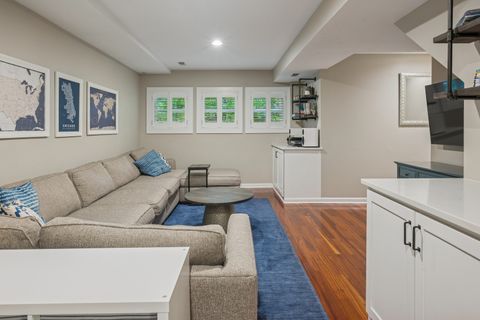 Tiny photo for 1329 N Mohawk Street #1, Chicago, IL 60610 (MLS # 12494644)