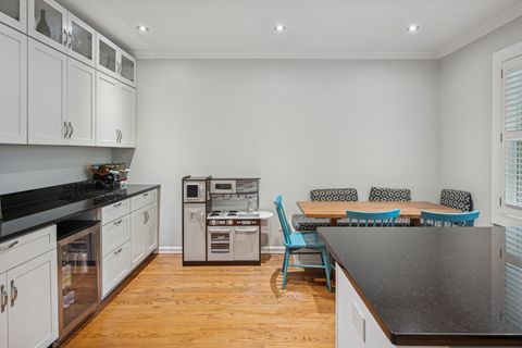 Tiny photo for 1329 N Mohawk Street #1, Chicago, IL 60610 (MLS # 12494644)