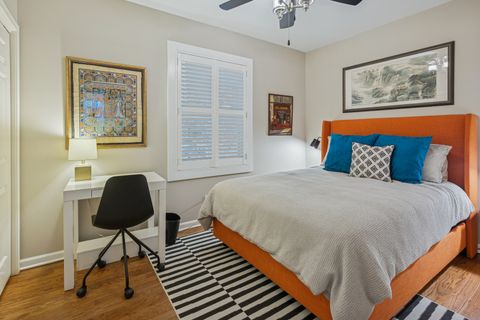 Tiny photo for 1329 N Mohawk Street #1, Chicago, IL 60610 (MLS # 12494644)