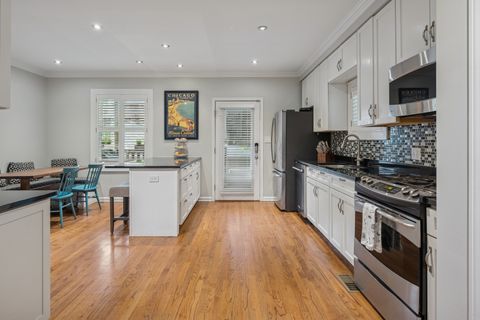 Tiny photo for 1329 N Mohawk Street #1, Chicago, IL 60610 (MLS # 12494644)