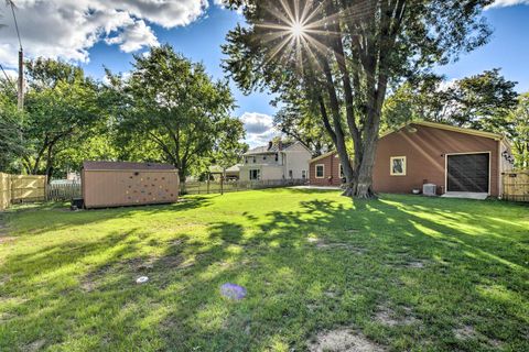 Tiny photo for 1218 S 7th Street, St. Charles, IL 60174 (MLS # 12495946)