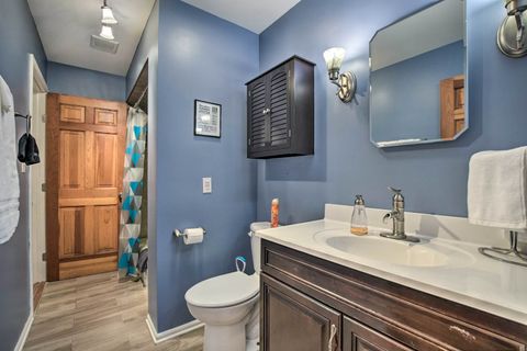 Tiny photo for 1218 S 7th Street, St. Charles, IL 60174 (MLS # 12495946)