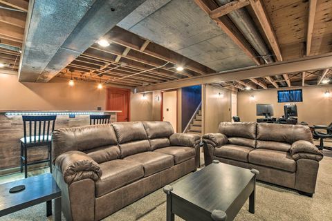 Tiny photo for 1218 S 7th Street, St. Charles, IL 60174 (MLS # 12495946)