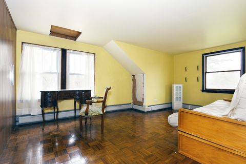 Tiny photo for 118 S william Street, Mount Prospect, IL 60056 (MLS # 12514379)