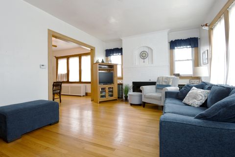 Tiny photo for 118 S william Street, Mount Prospect, IL 60056 (MLS # 12514379)