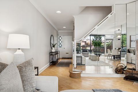 Tiny photo for 524 W Barry Avenue, Chicago, IL 60657 (MLS # 12491352)
