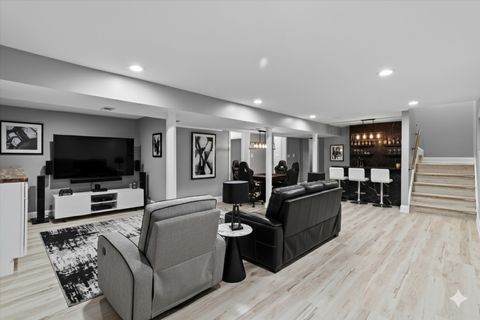 Tiny photo for 7646 S Wabash Avenue, Chicago, IL 60619 (MLS # 12563406)