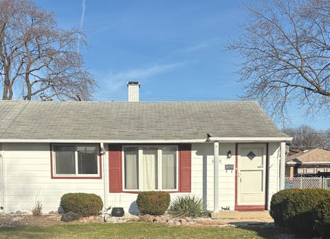 Tiny photo for 8855 S Komensky Avenue, Hometown, IL 60456 (MLS # 12542567)