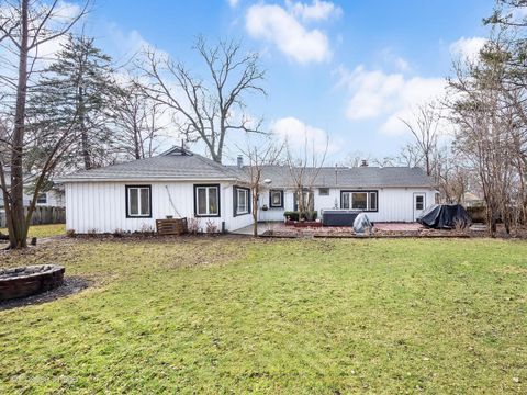 Tiny photo for 5549 Laurel Avenue, La Grange Highlands, IL 60525 (MLS # 12570937)