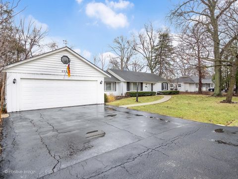 Tiny photo for 5549 Laurel Avenue, La Grange Highlands, IL 60525 (MLS # 12570937)
