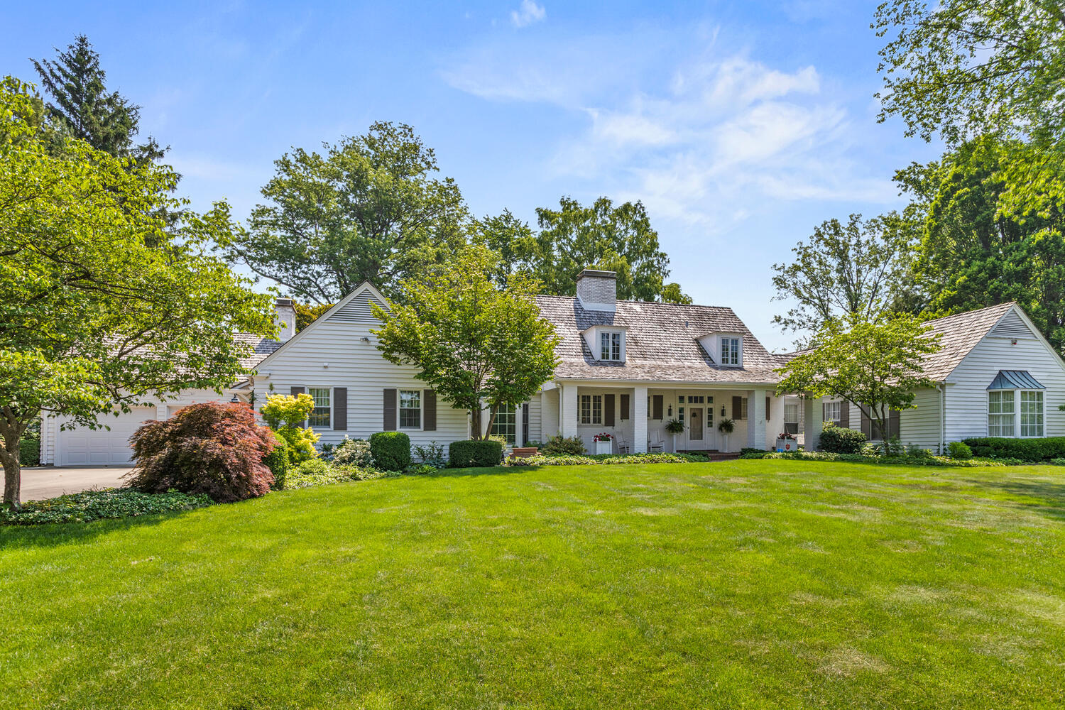 1106 Country Lane