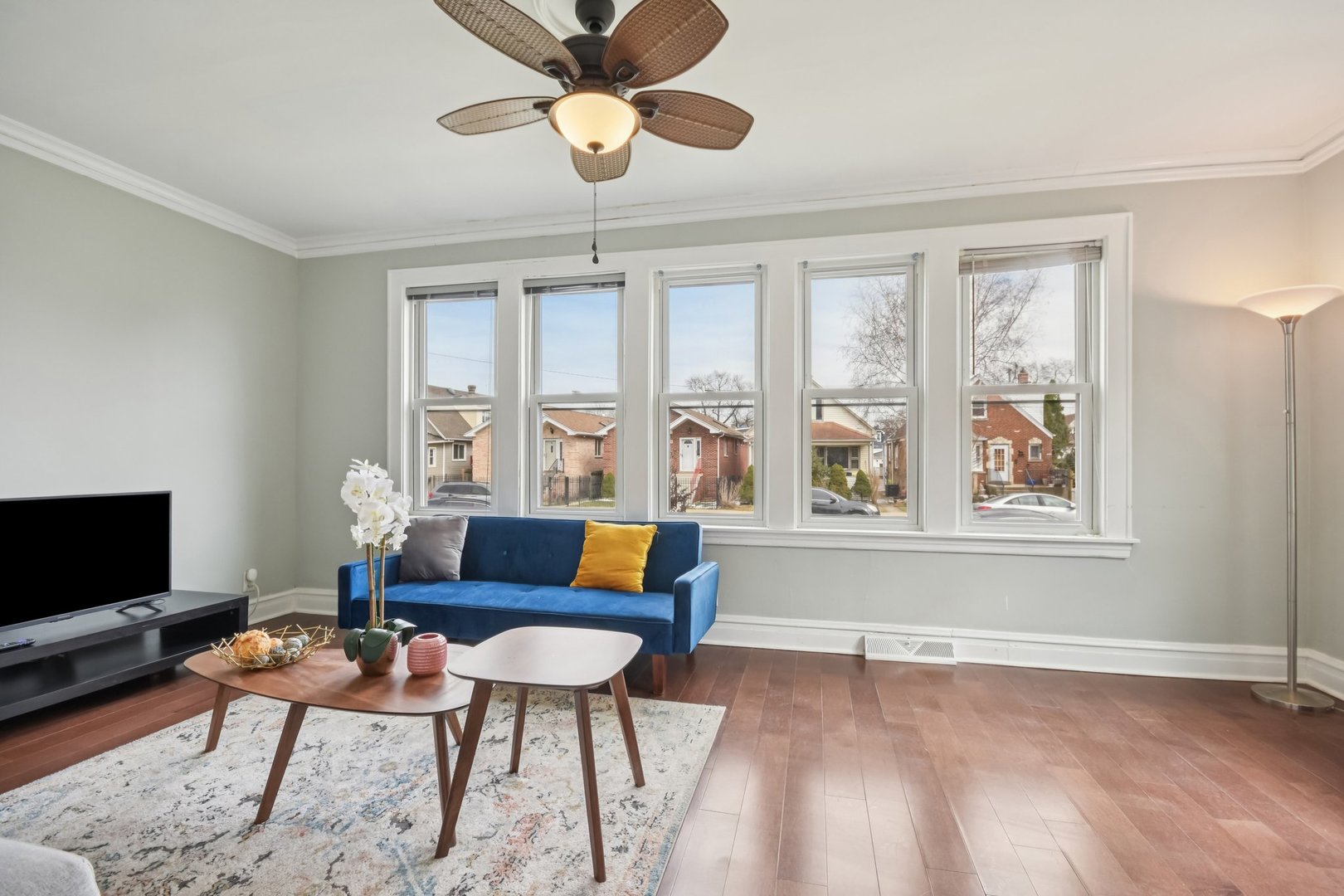 2928 N Rutherford Avenue