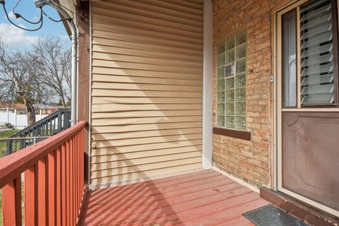Tiny photo for 2928 N Rutherford Avenue, Chicago, IL 60634 (MLS # 12594250)