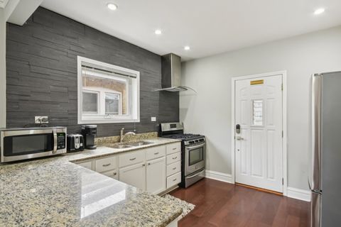 Tiny photo for 2928 N Rutherford Avenue, Chicago, IL 60634 (MLS # 12594250)