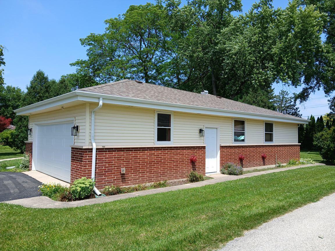 121 N Mandel Lane