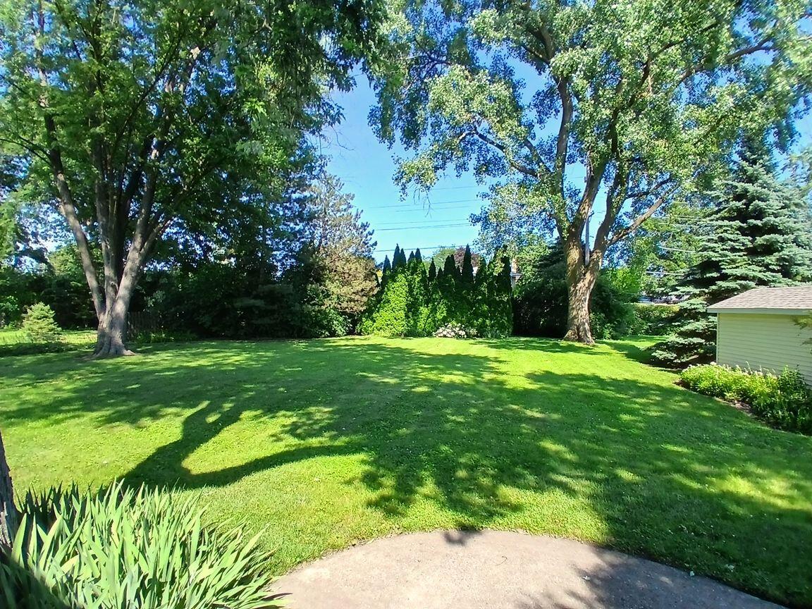 121 N Mandel Lane