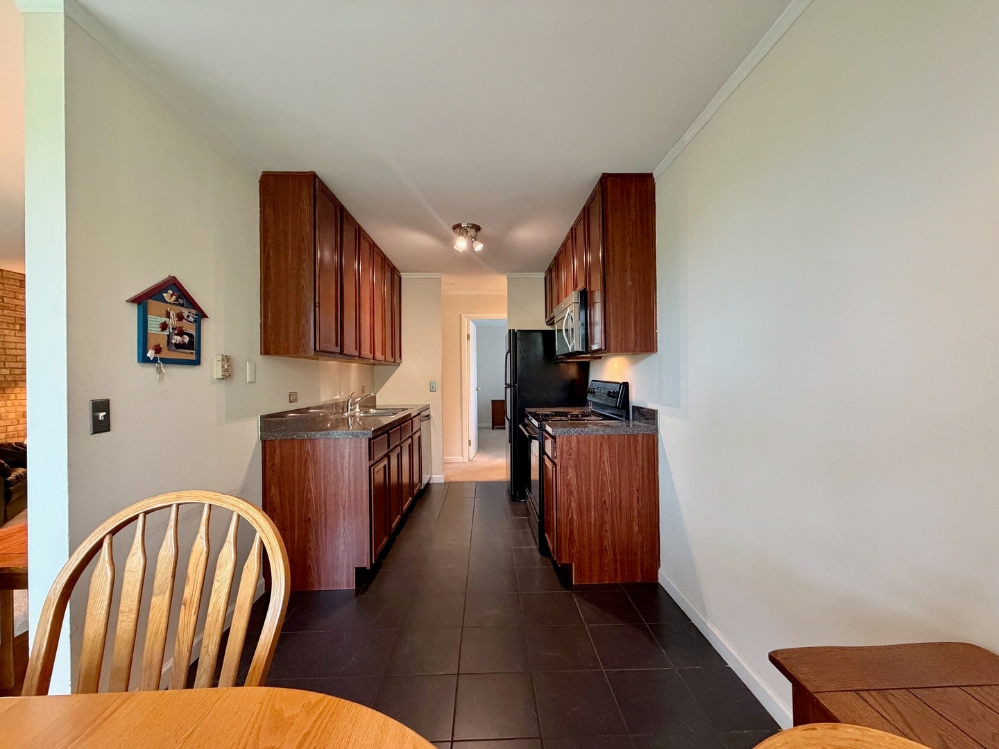 5950 Oakwood Drive 3M