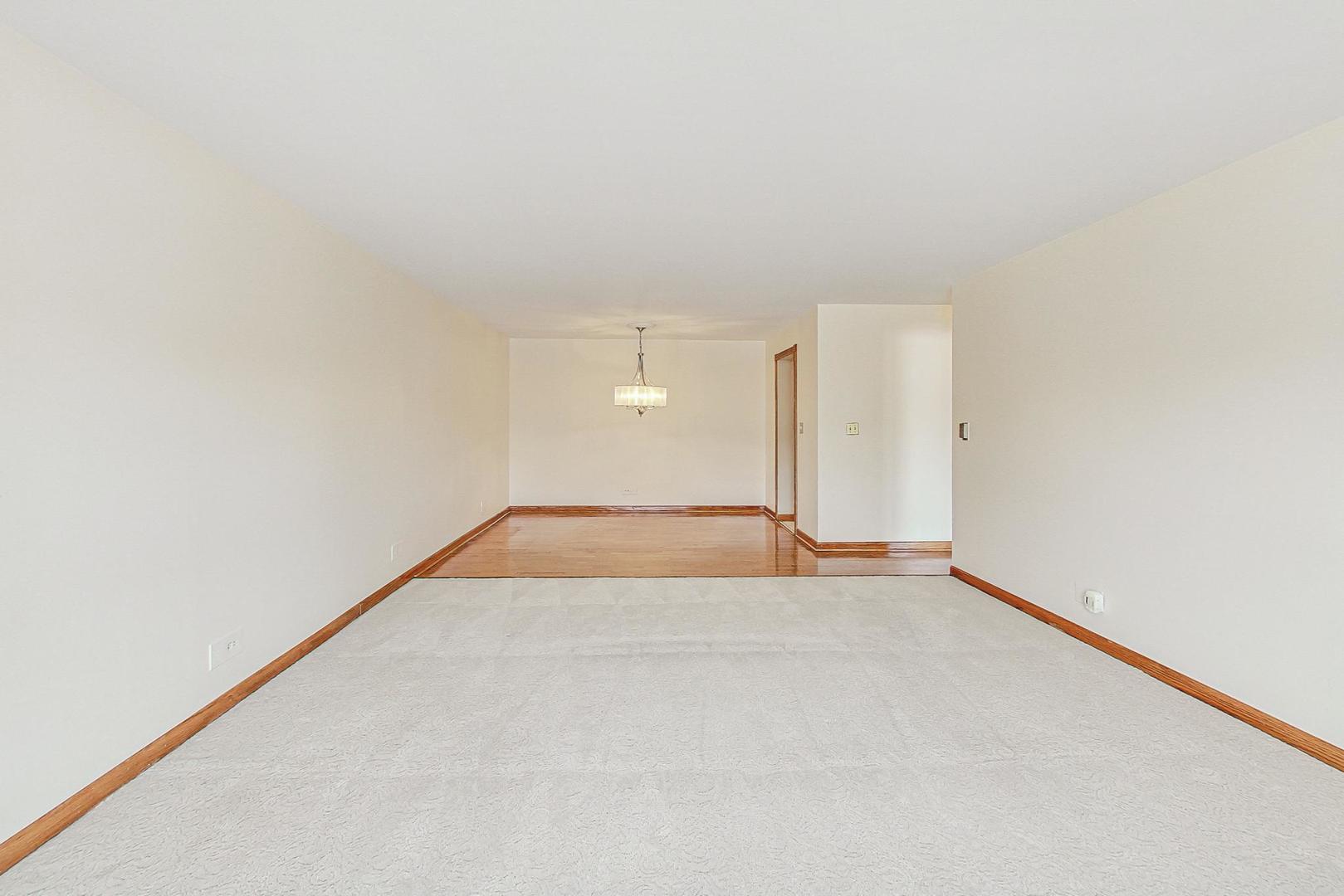 500 Thames Parkway 1C