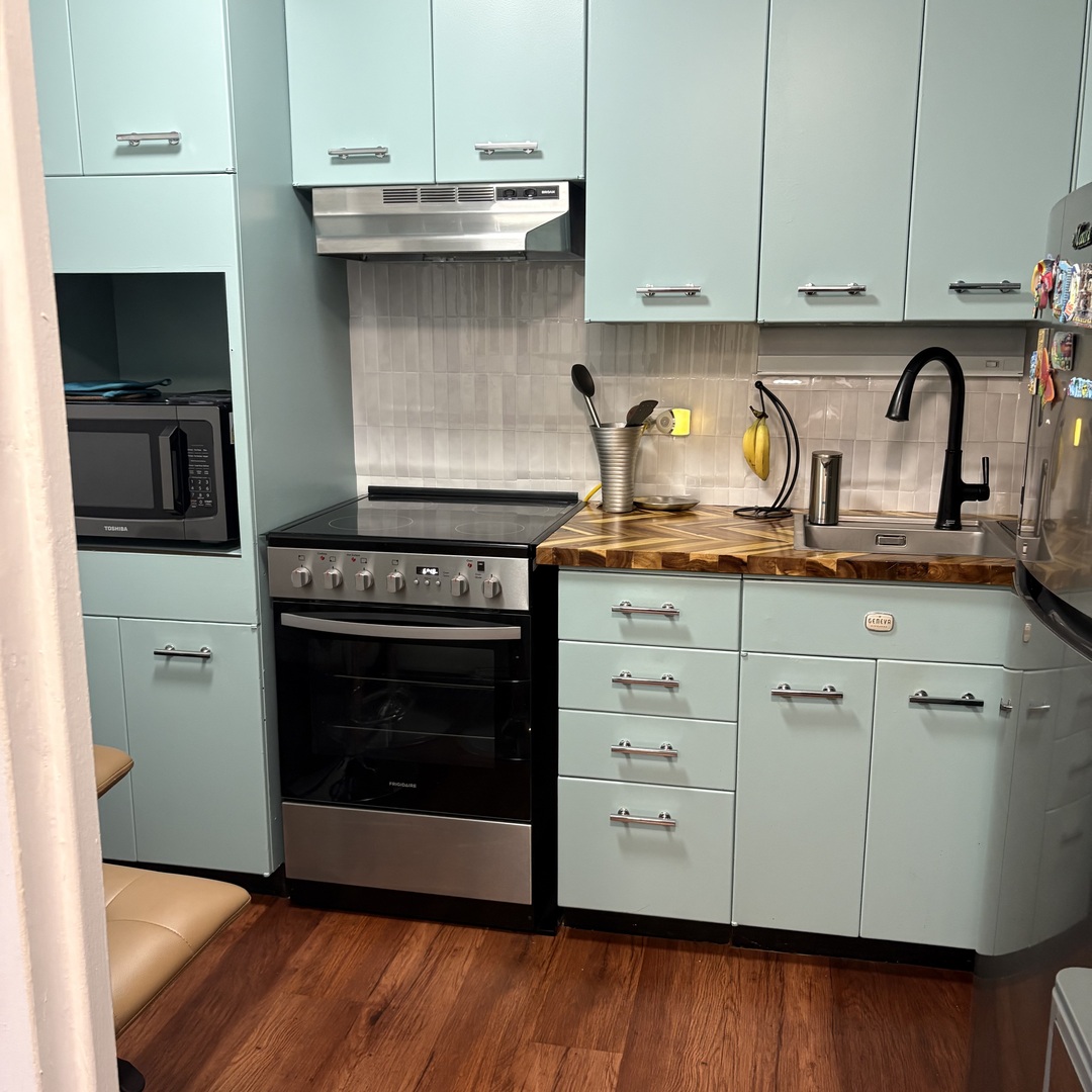 4800 S Chicago Beach Drive 1209S