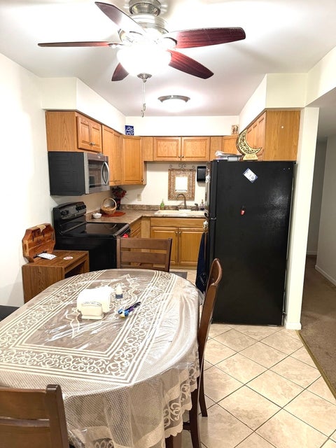Tiny photo for 6135 W 94th Street #A3, Oak Lawn, IL 60453 (MLS # 12776282)