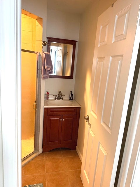 Tiny photo for 6135 W 94th Street #A3, Oak Lawn, IL 60453 (MLS # 12776282)