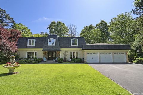 Single Family Residence in Wauconda IL 27165 Ivanhoe Court.jpg